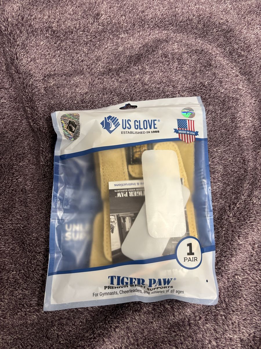 US Glove Tiger Paw Wrist Supports for Gymnasts & Cheerleaders - All Sizes, 1 Pair