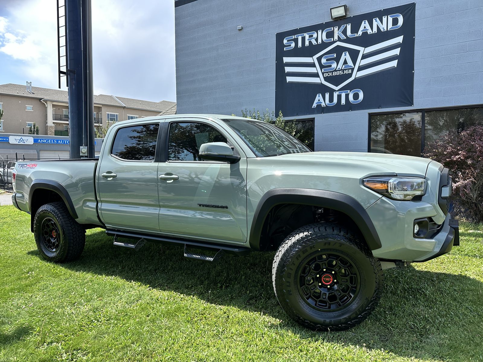 2022 Toyota Tacoma TRD Off-Road