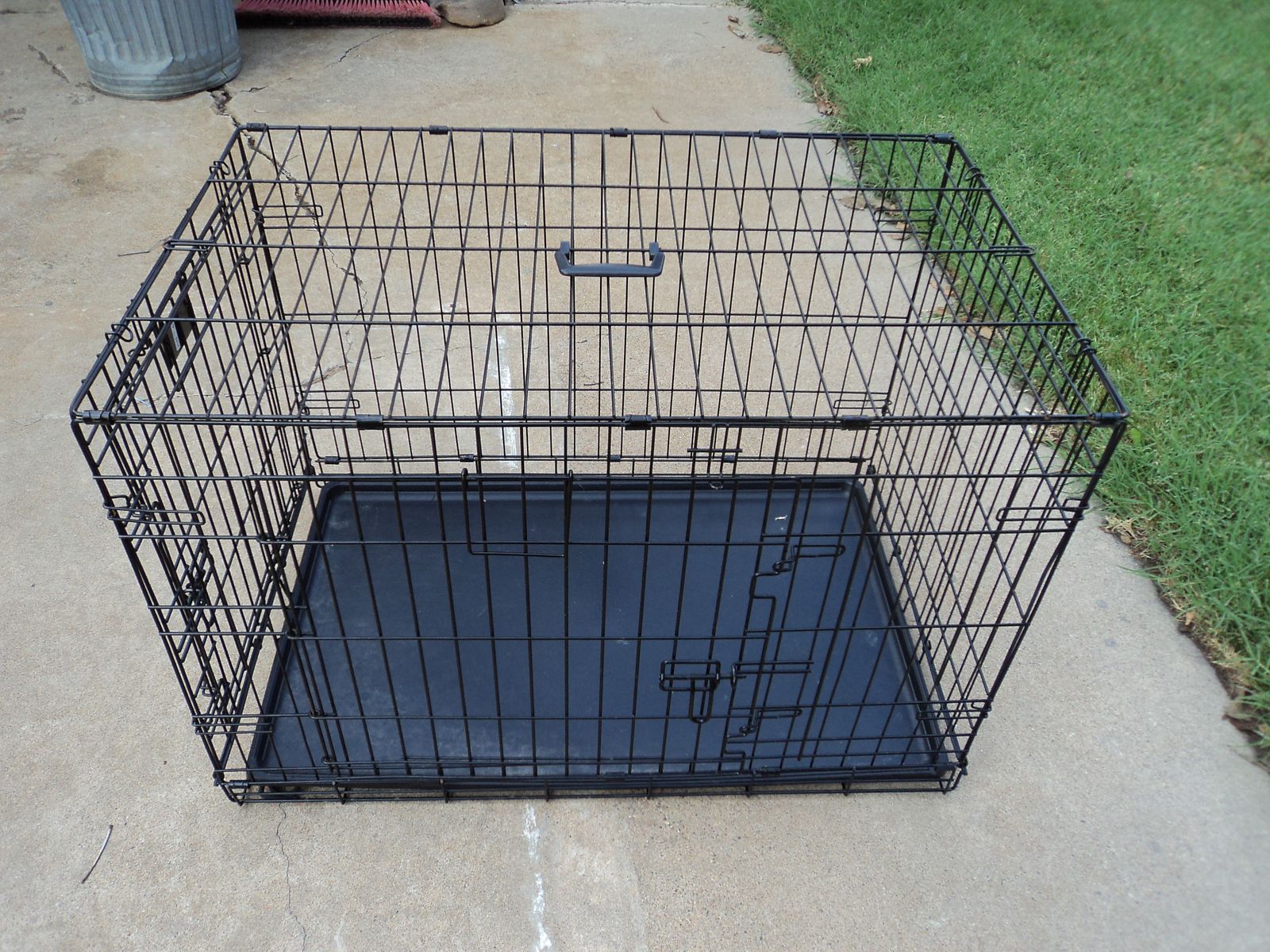 Double Door--Contour Dog Crate
