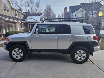 2007 TOYOTA FJ CRUISER Base