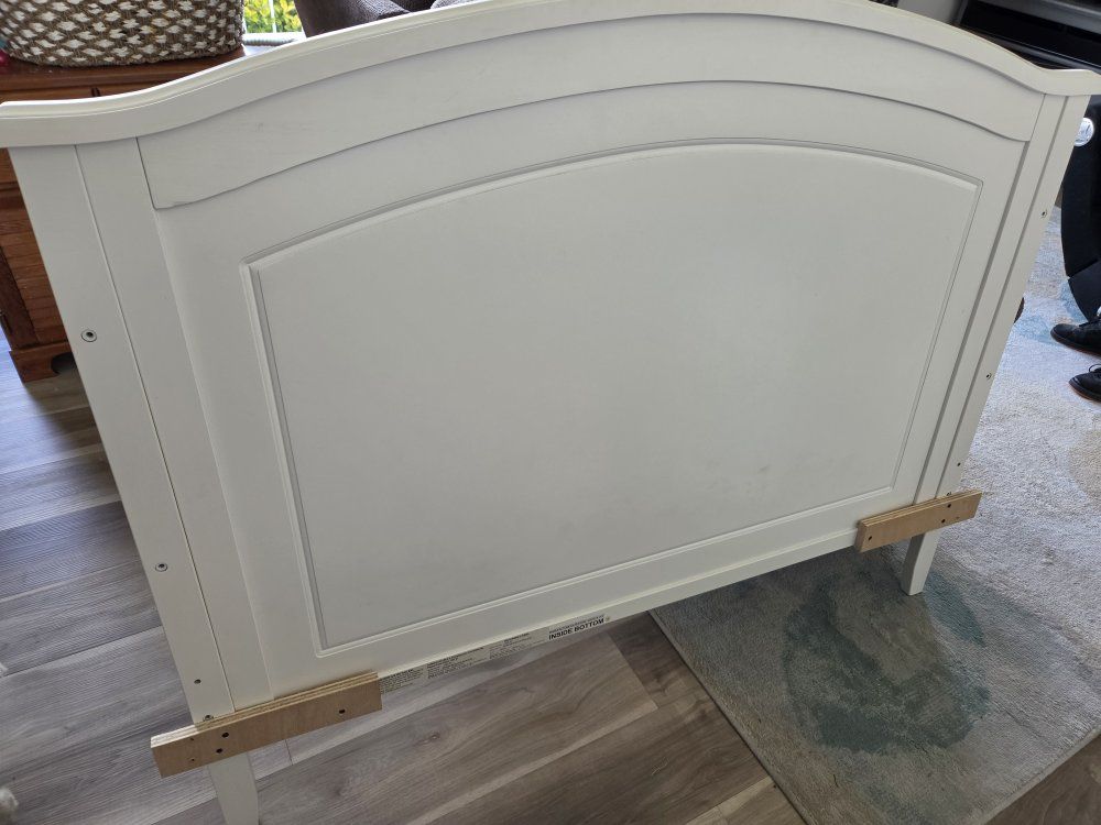 white headboard