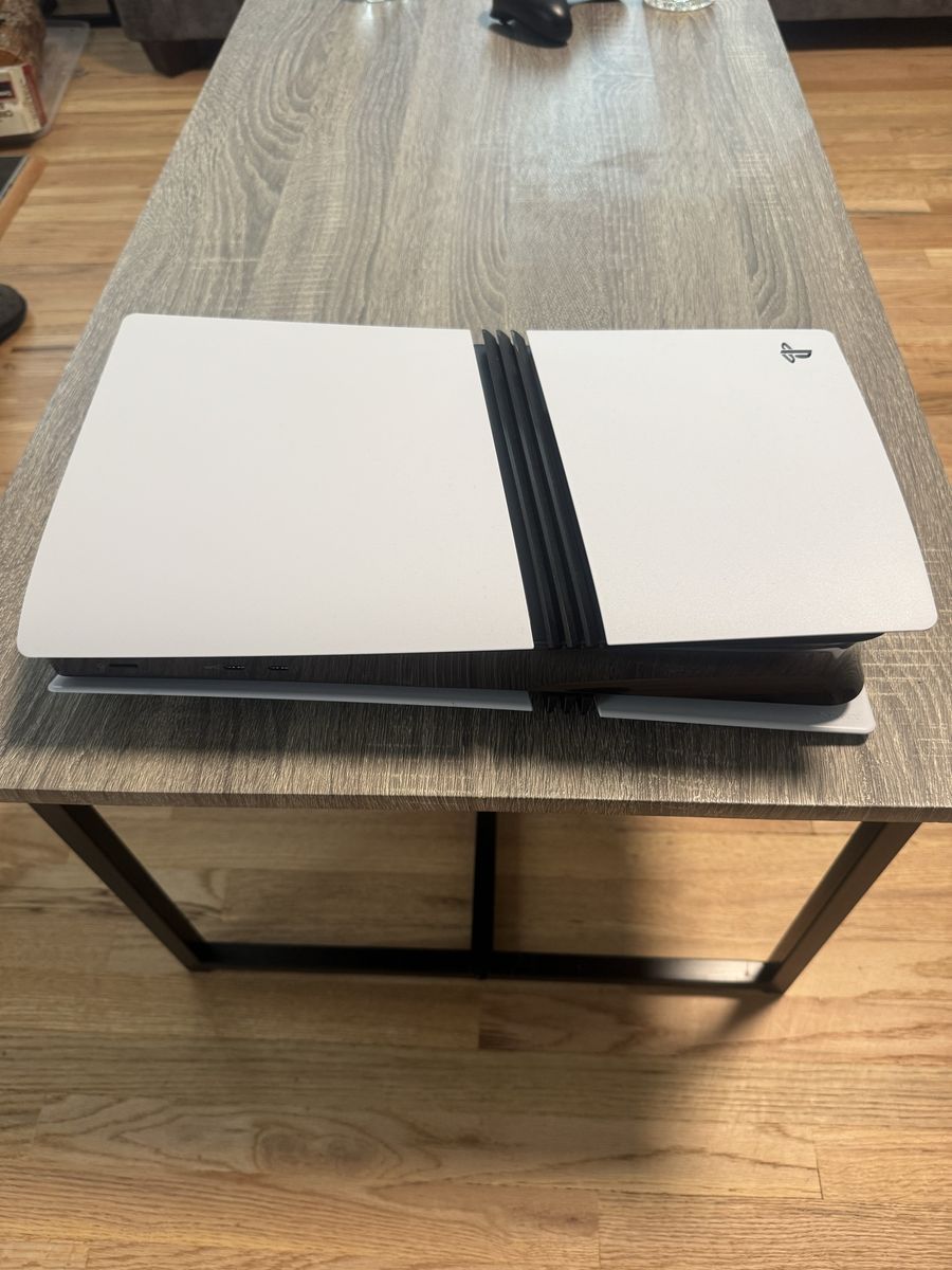 Sony PlayStation 5 PS5 Pro Disc-Free Console 2TB SSD 4K 120Hz White - Used Excellent