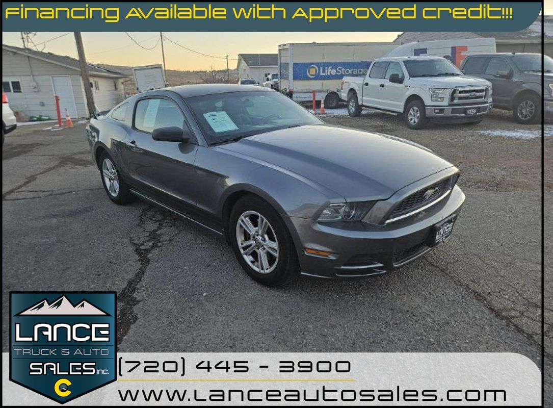 2013 FORD MUSTANG V6