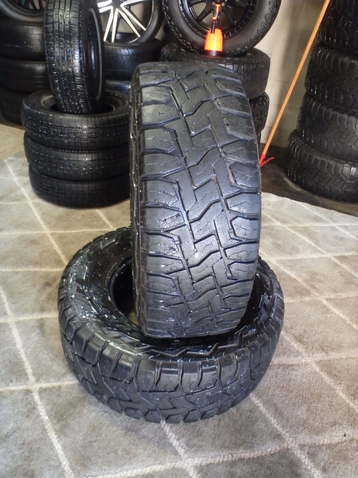 35X12.50R18 TOYO R/T OPEN COUNTRY PAIR OF USED TIRES
