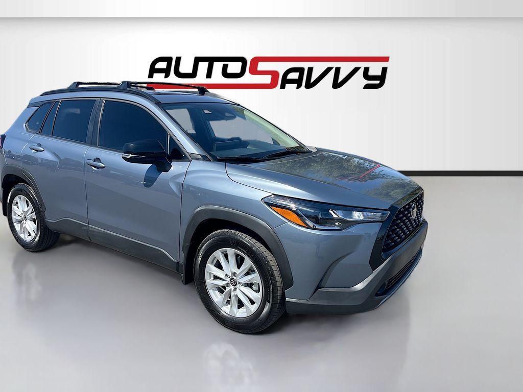 2025 Toyota Corolla Cross LE
