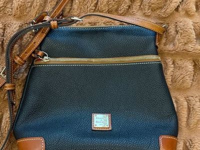 Dooney & Bourke Pebble Grain Crossbody purse