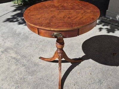Vintage Round Accent Table with Drawer - Wood Pedestal Base - Cherry Finish