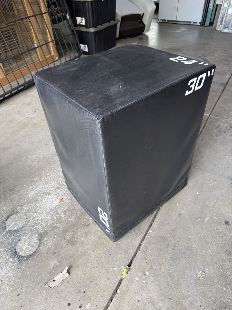 Fuel Soft Plyo Jump Box 20"/24"/30" 3-in-1 Foam Cross Training Exercise Box