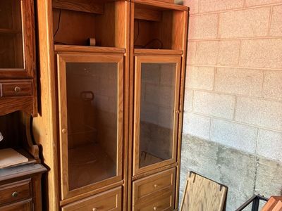 Entertainment center