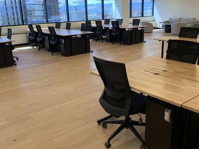 Downtown Salt Lake City--Need Enough Space for your Whole Team?