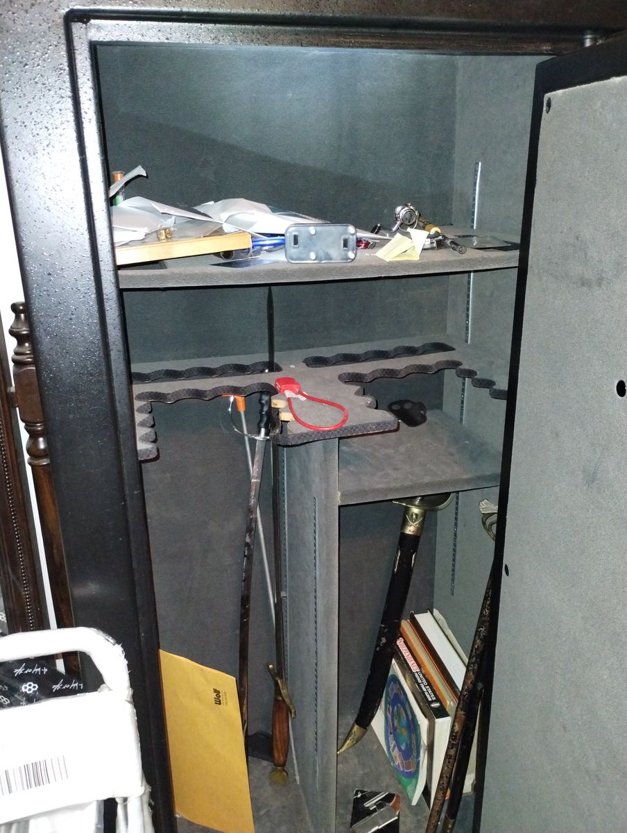 Main image 2