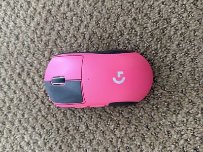 Logitech superlight mouse with mouse skates