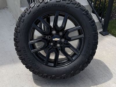 Chevy Silverado 1500 Tahoe Rims and Tires 275/60R20 Cooper Discoverer Rugged Trek