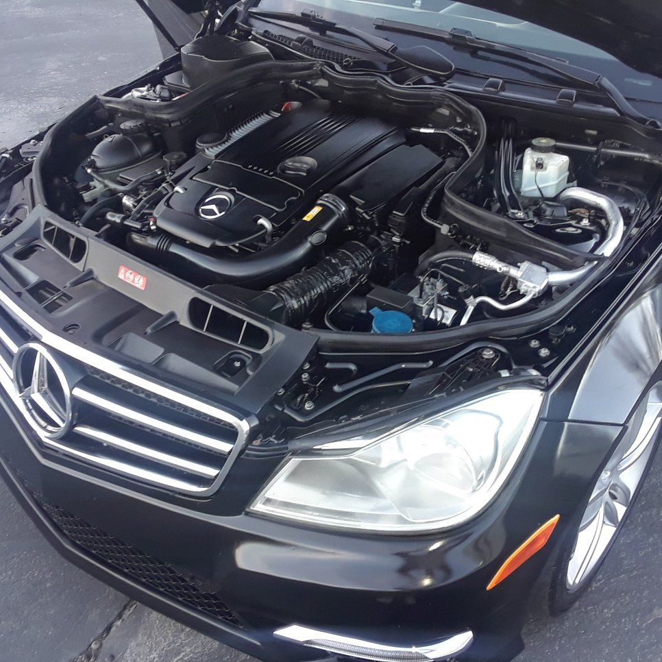 2013 MERCEDES-BENZ CCLASS C 250 Sport