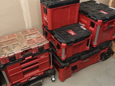 Milwaukee pack outs prices below