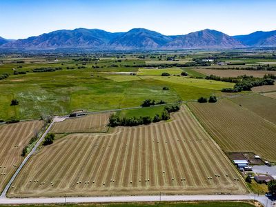 33 Acres - Land For Sale
