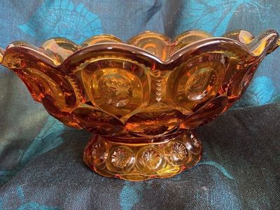 Vintage LE Smith Amber Glass Centerpiece Bowl - Moon and Stars Pattern