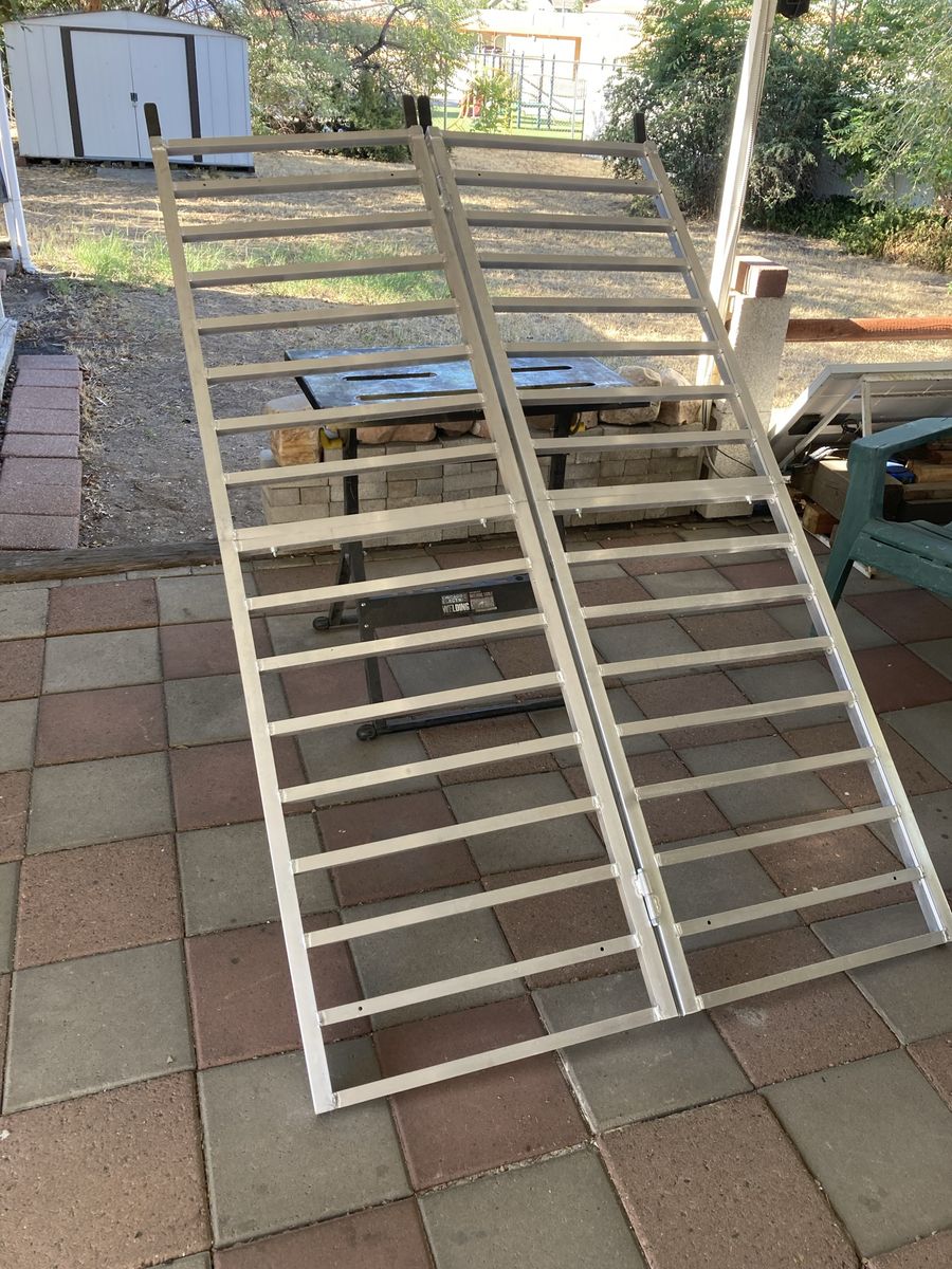 Aluminum Folding Loading Ramp for ATVs and Equipment