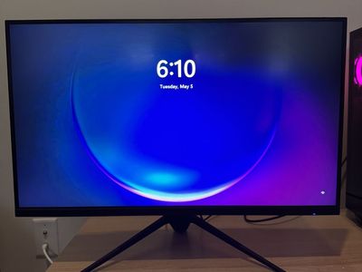 2 27" Monitors