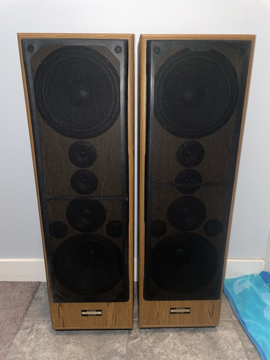 Vintage Pioneer CS-G911 4-way floor-standing tower speakers