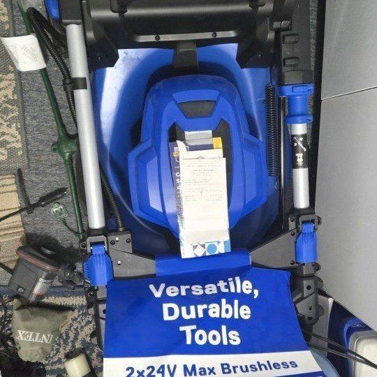 Kobalt - Brand new 24-Volt Max Brushless Cordless ( Self Propelled!) Electric Lawn Mower Kit - 60 Min Runtime.