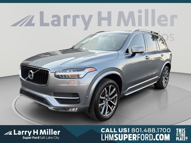 2017 Volvo XC90 T6 Momentum