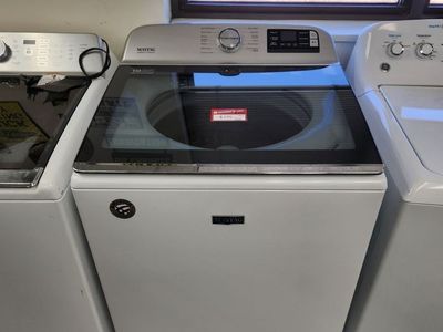 STUNNING MAYTAG HE TOPLOAD WASHER! WITH A FULL WARRANTY