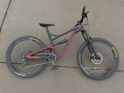 2018 YT Jeffsy 27 AL COMP