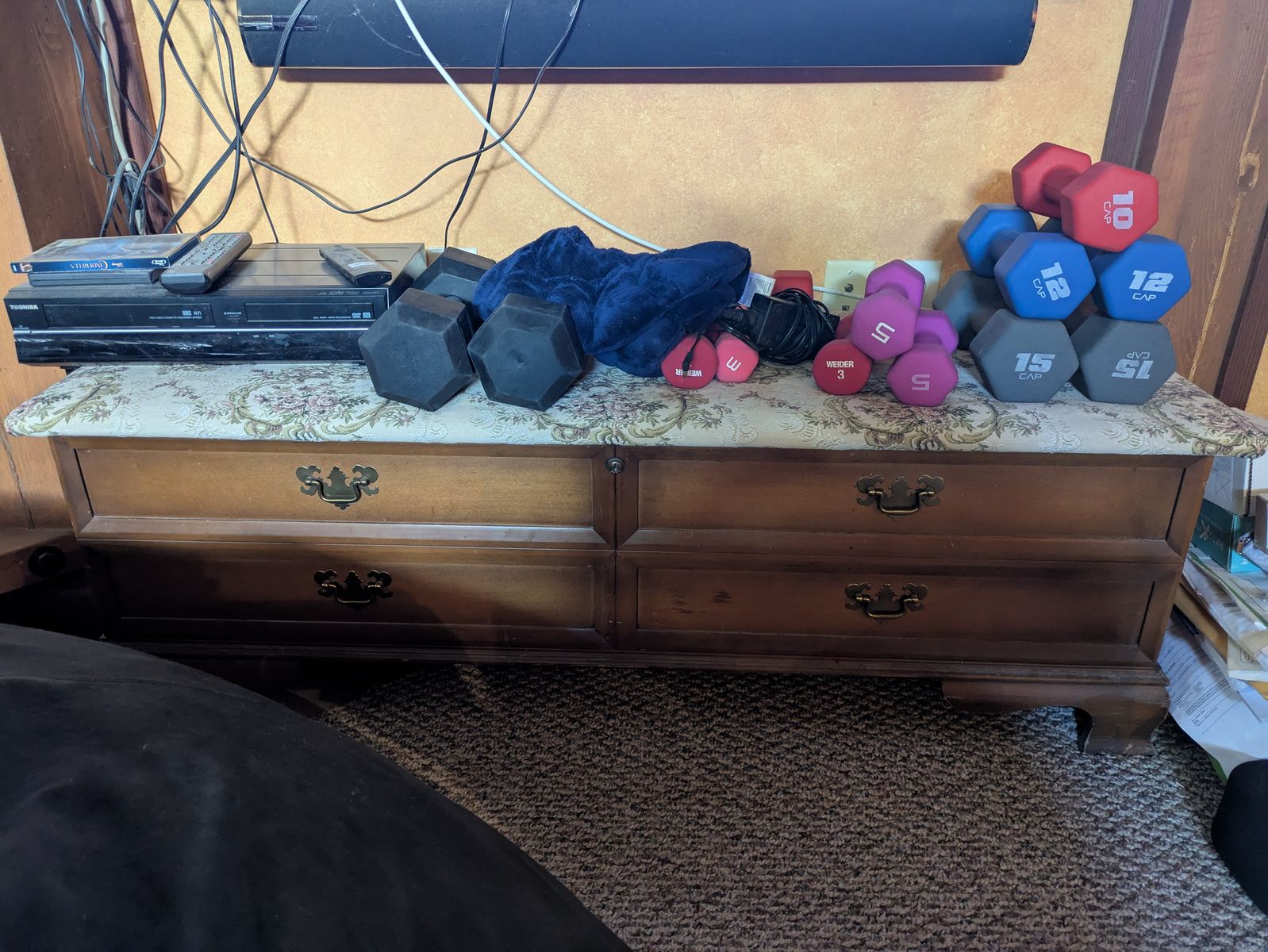 Cedar Chest with Four Drawers and Cushion Top