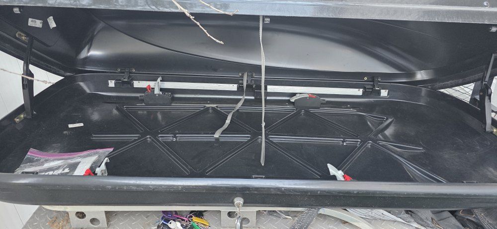 Main image 4