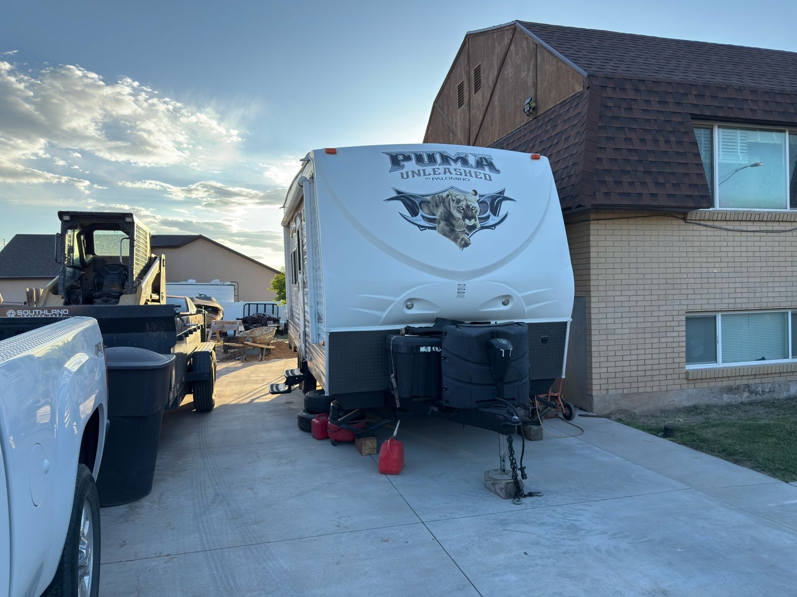 Puma Unleashed by Palomino Toy Hauler Travel Trailer - Great Condition