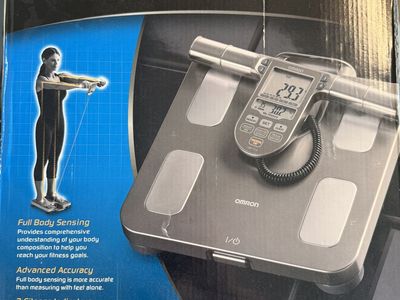Omron Full Body Composition Scale with Handheld Sensor