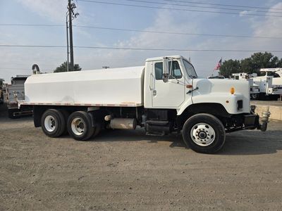 1999 International 3,000gal Water Truck Auto