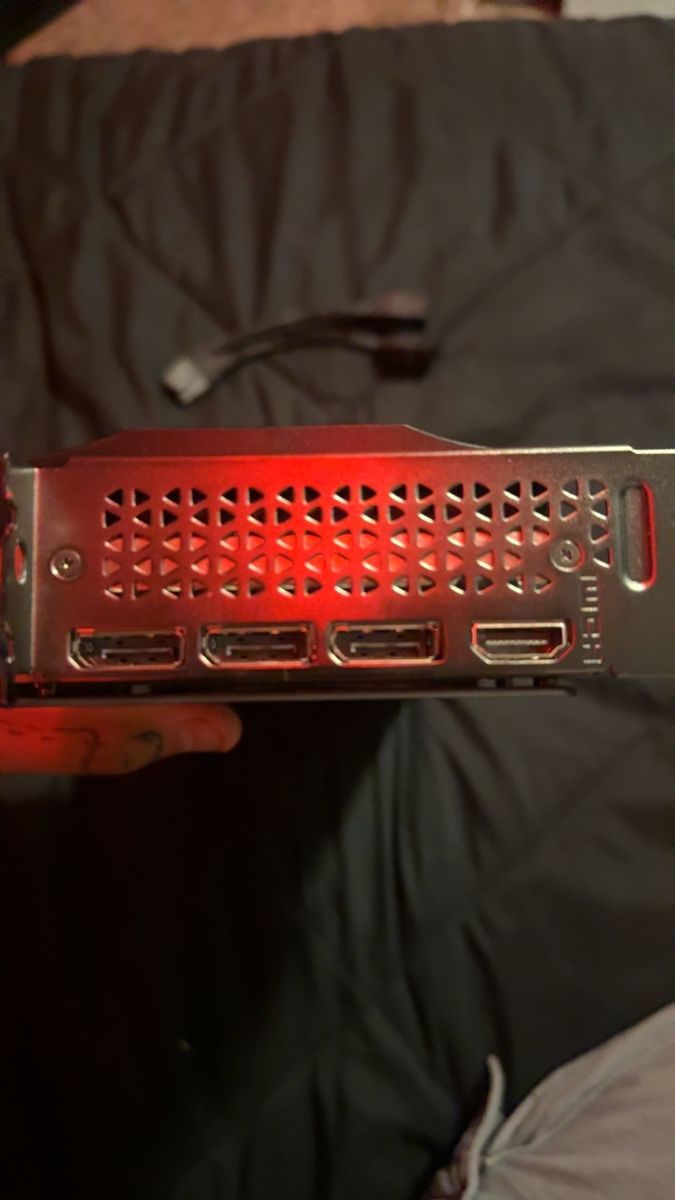 Main image 4