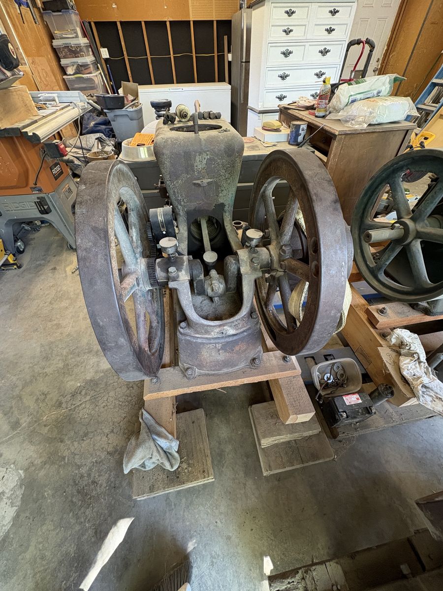 Main image 10