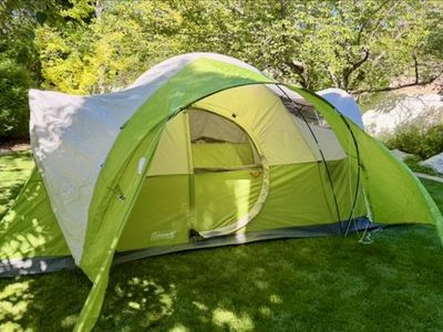 Coleman Montana 8-Person Tent – Excellent Condition, All Pieces