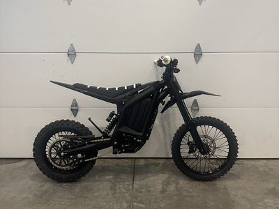 ARCTIC LEAPARD SF/SURRON