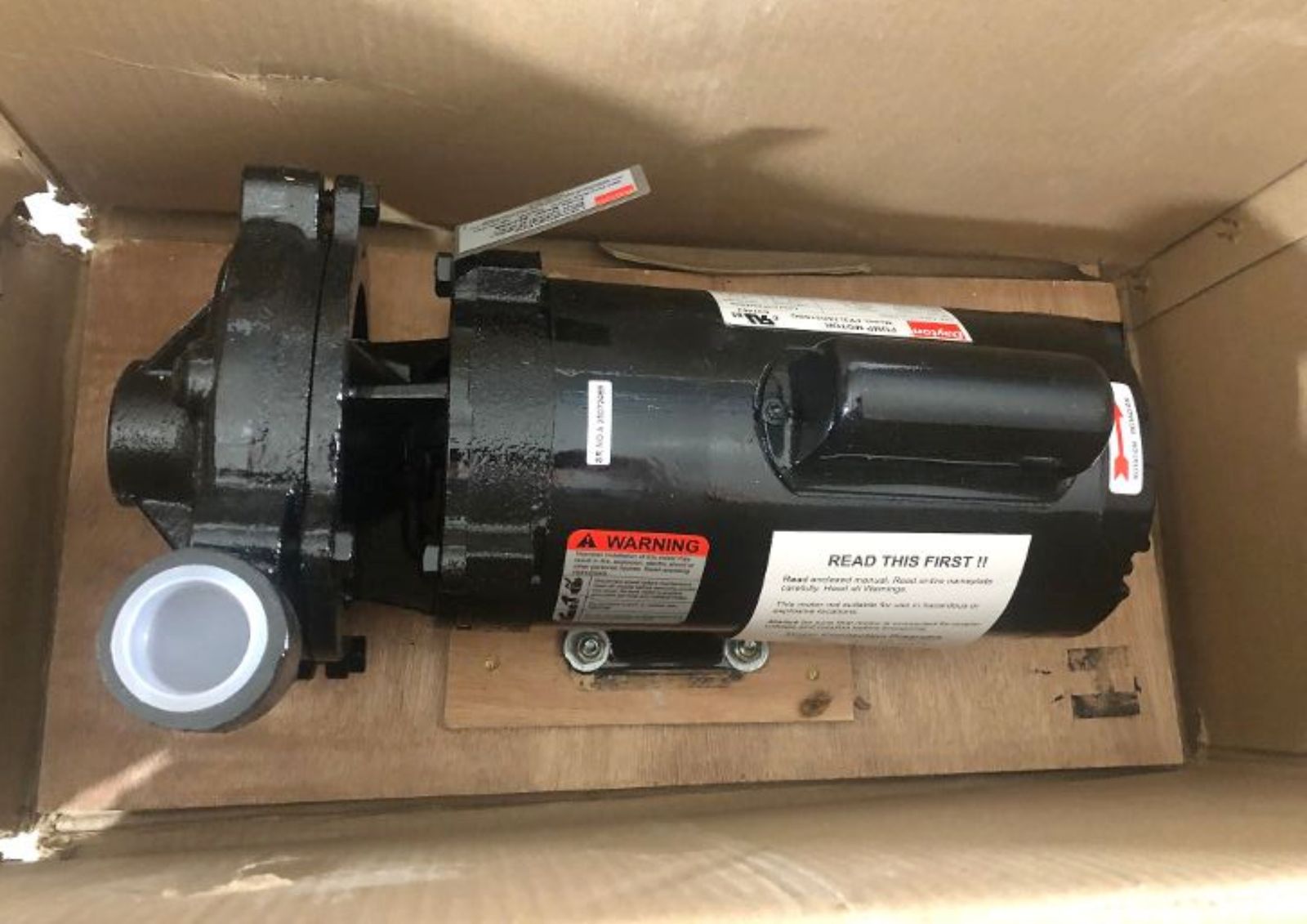 Dayton 55JJ70A Cast Iron Centrifugal Pump 1 HP 115/230V 3450 RPM Single Phase - New in Box