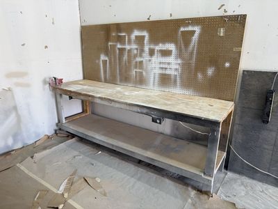 Work Bench With Electrical Outlets