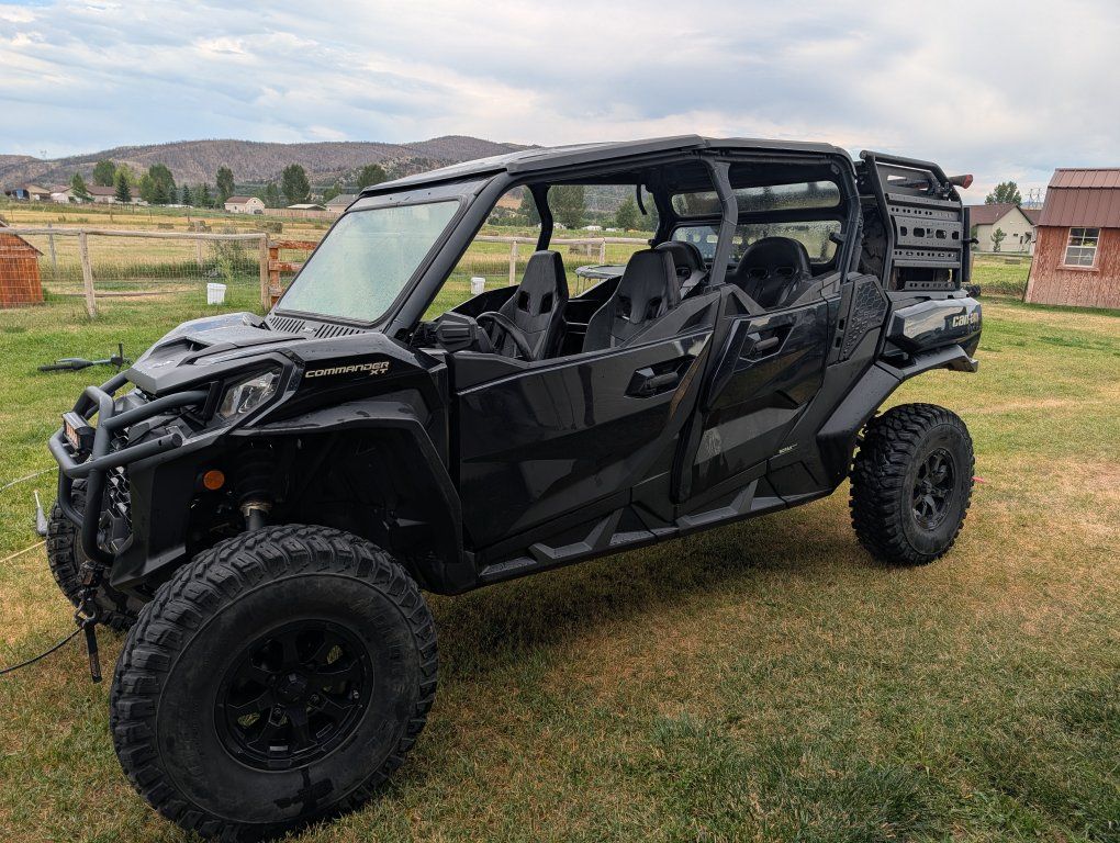 2023 Can am Commander xt1000