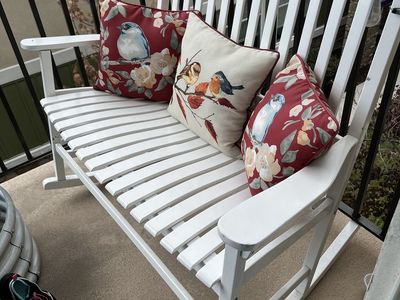 *OUTDOOR WHITE DOUBLE ROCKER*