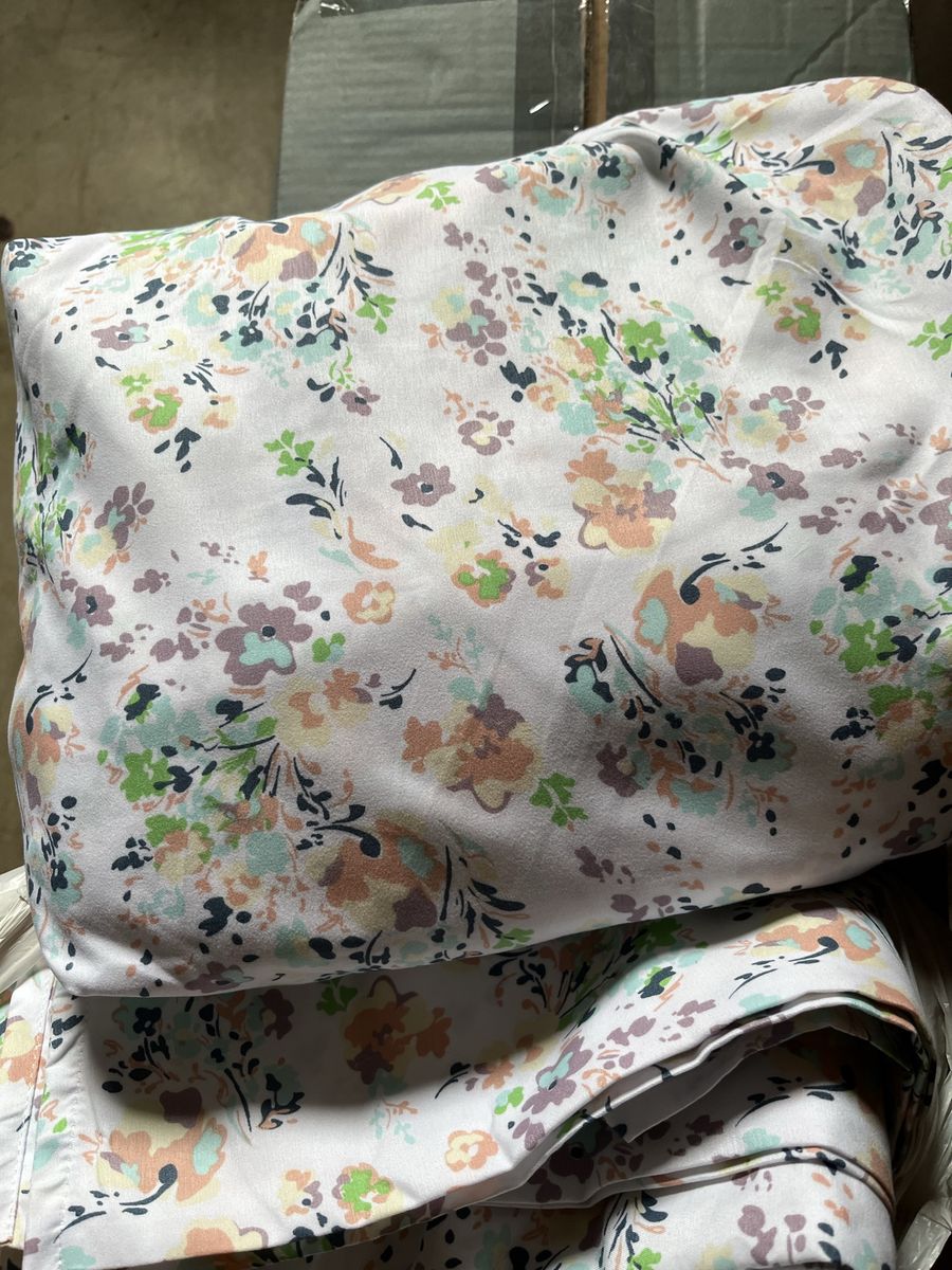 Queen sheet set