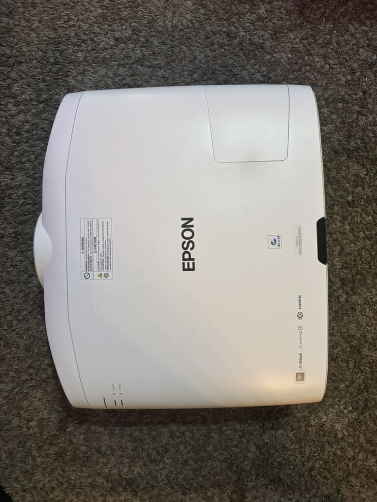 Epson 5040UB 4K Projector