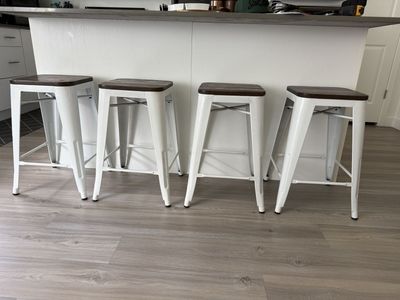 Set of 4 White Metal Bar Stools with Wood Seats