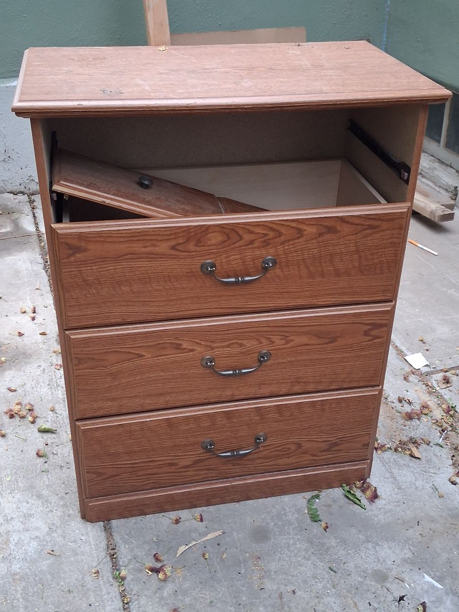 Dresser