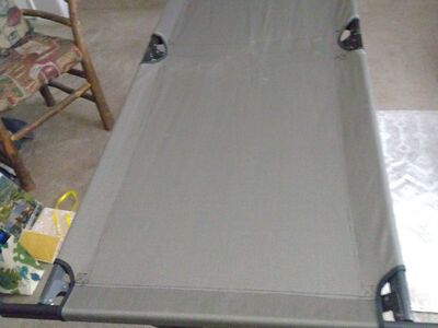 Oversized camp cot