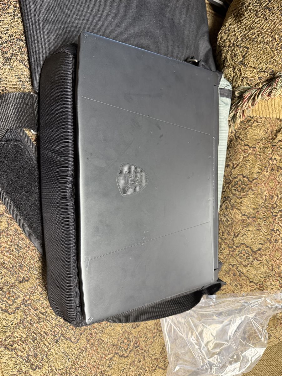 MSI GAMING LAPTOP 5050