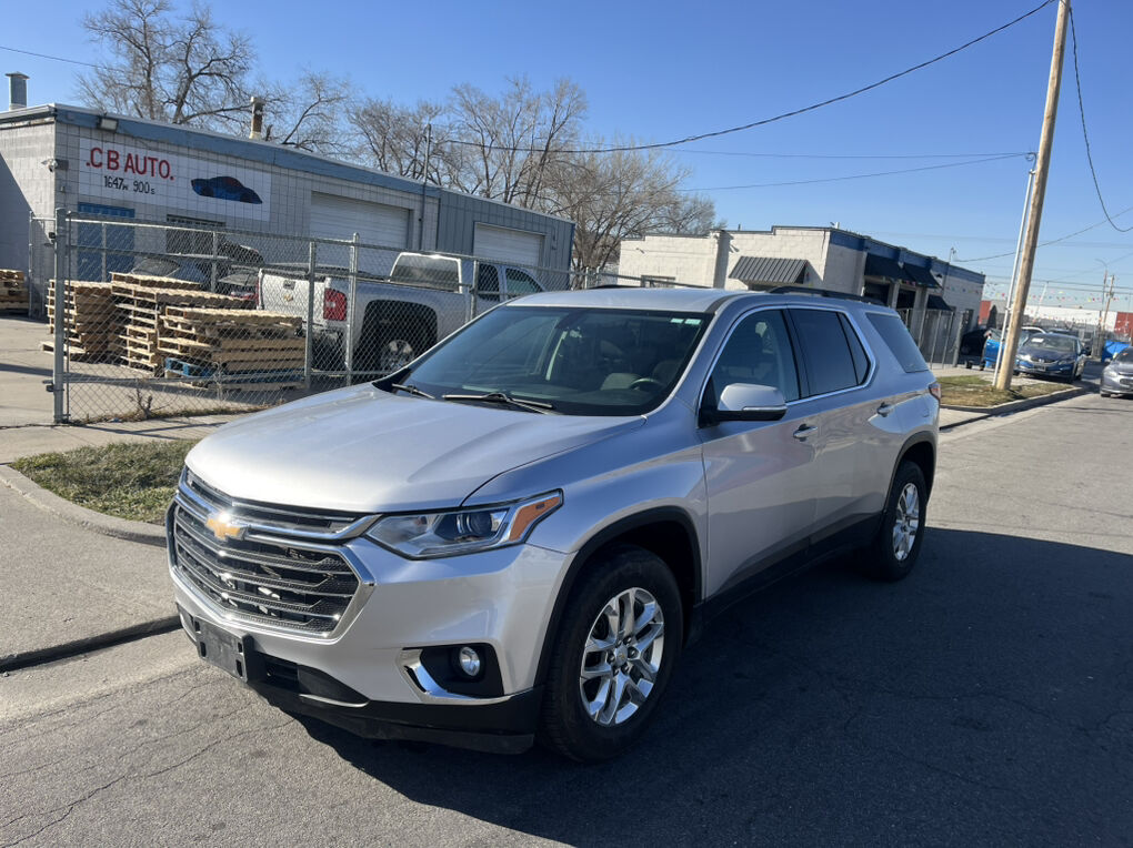 2021 Chevrolet Traverse LT Cloth