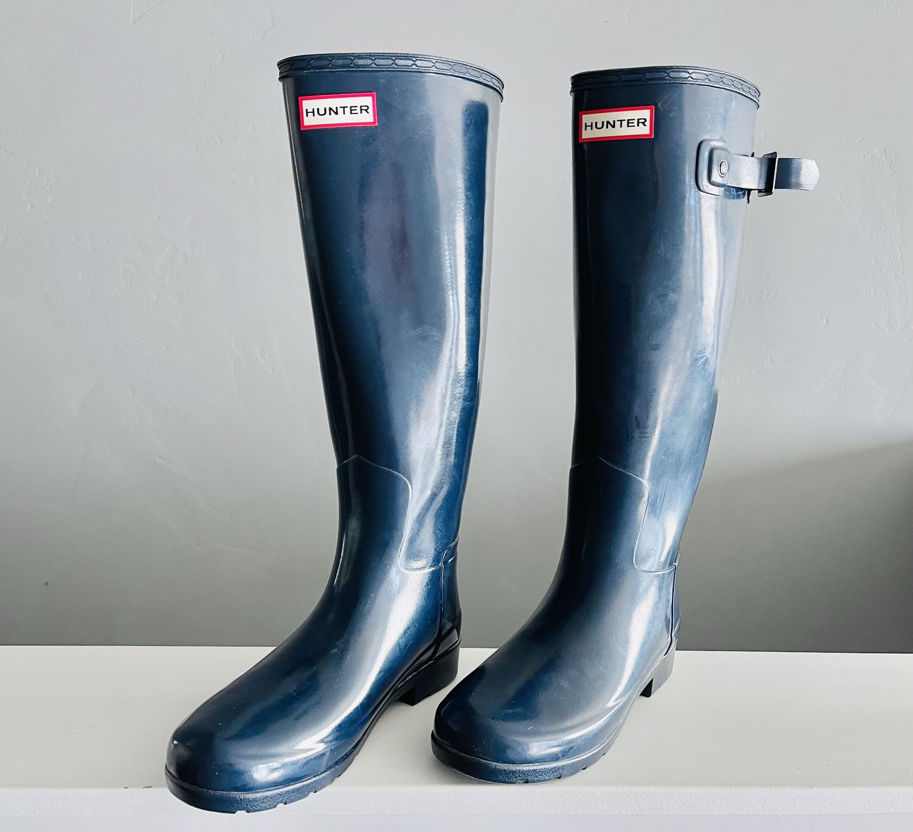 Women’s Size 6 Authentic Navy Gloss Tall Refined Hunter Rain Boots, Like New-$40