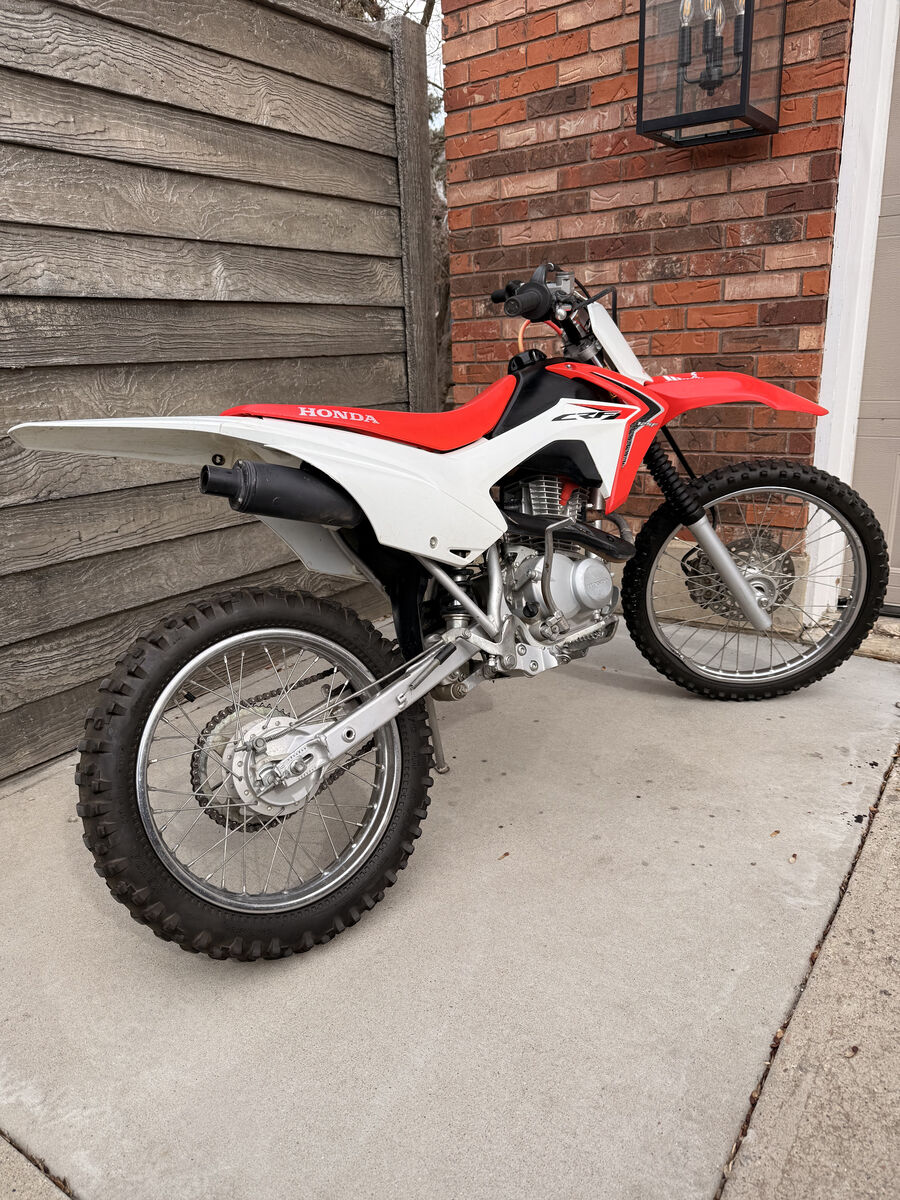 2018 Honda CRF125F – Excellent Condition – Electric Start – Ready to Ride